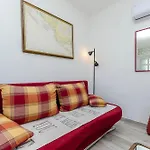 Apartment Mezaroca