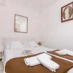 Apartment Mezaroca