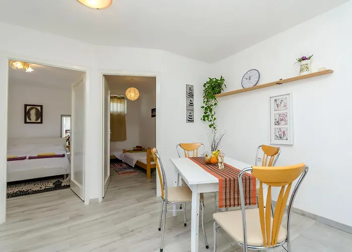 Mezaroca * ロゴズニッツァ